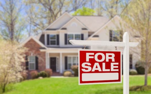 Why Homes Sit on the Market